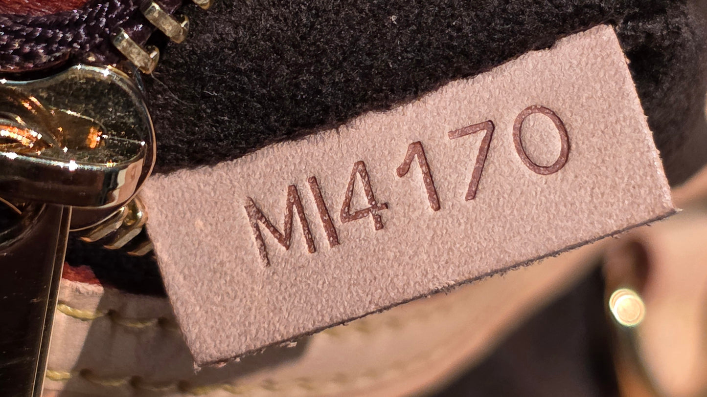 Authentic Louis Vuitton Wilshire MM Monogram