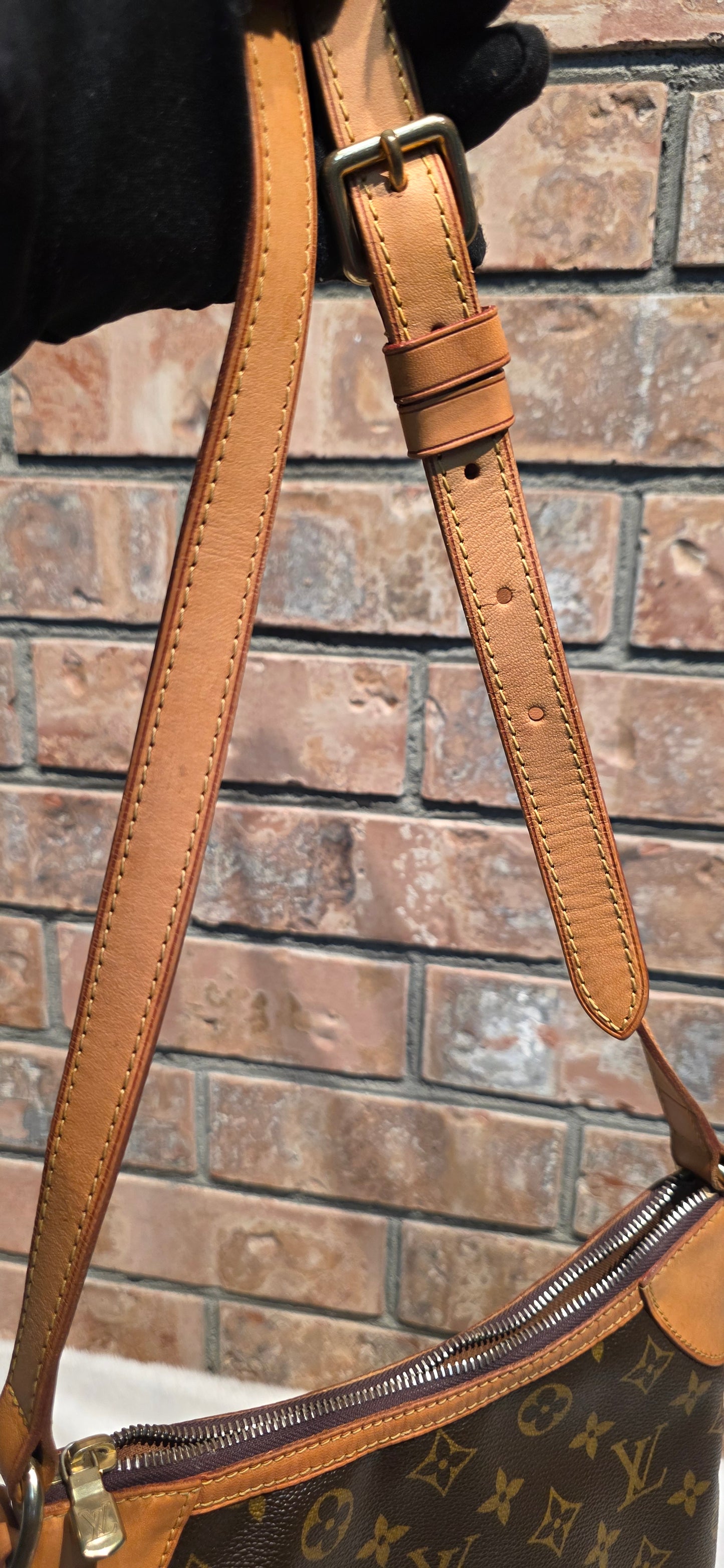 Authentic Louis Vuitton Odeon PM