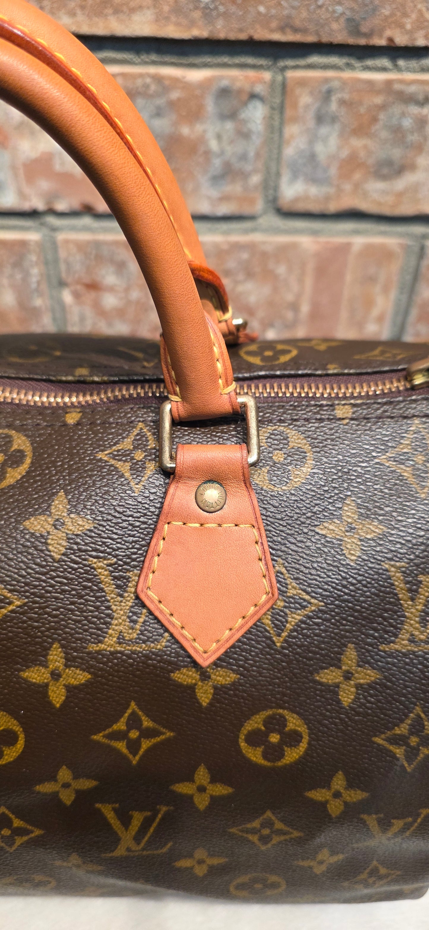Authentic Louis Vuitton Speedy 30 Monogram
